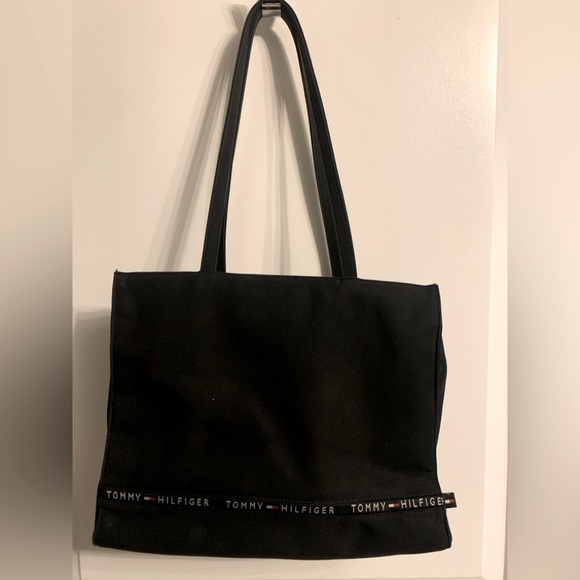Tommy Hilfiger Black Tote bag/ purse, Preloved in good condition - Picture 1 of 7